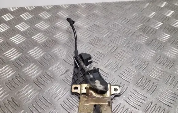 Audi A4 S4 B6 8E 8H Tailgate/trunk/boot lock/catch/latch 8E5827505B
