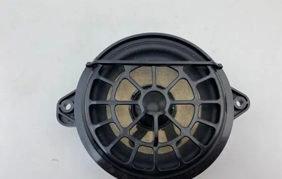 Audi Q7 4M Panel speaker 4M0035416A 3493980010 21111647