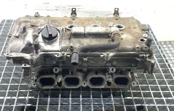 Lexus CT 200H Engine head 