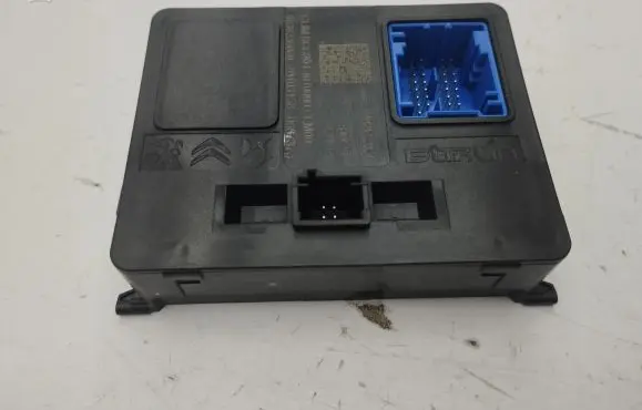 Citroen C4 III e-C4 Air conditioning/heating control unit 9836236080