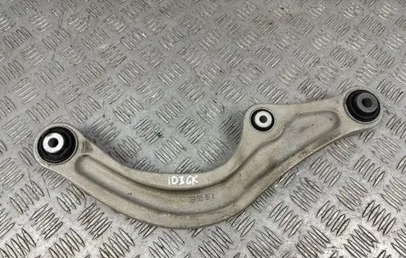 Rear control arm