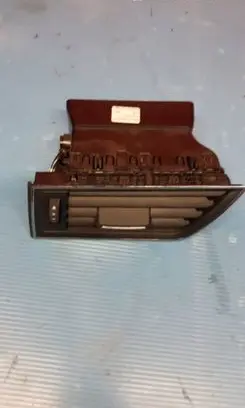 Skoda Superb B8 (3V) Dash center air vent grill 3V0819701D 17062019 11349