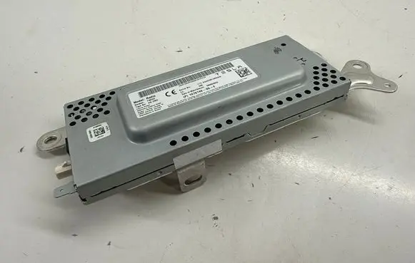 Tesla Model 3 Aerial antenna amplifier 107974900E
