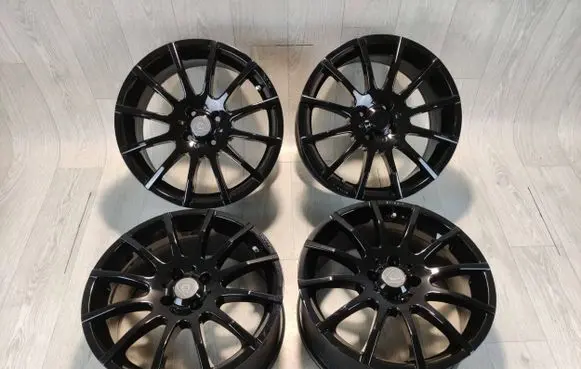 Volkswagen Golf IV R17 alloy rim 