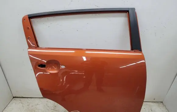 KIA Sportage Rear door