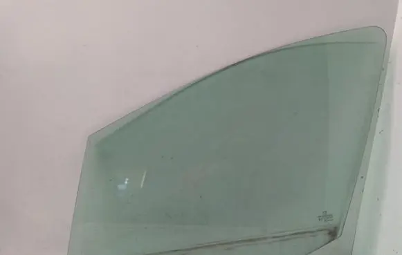 Peugeot 308 Front door window glass four-door 43R000929