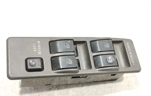 Mitsubishi Pajero Electric window control switch
