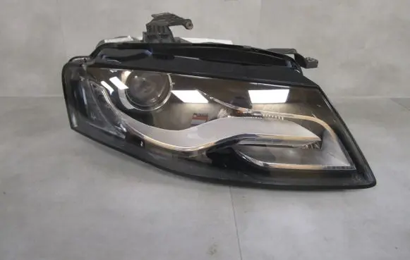 Audi A4 S4 B8 8K Headlight/headlamp 8K0941004C