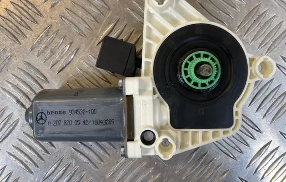 Mercedes-Benz SLK R172 Front door window regulator motor A2078200542 10043285 934532100