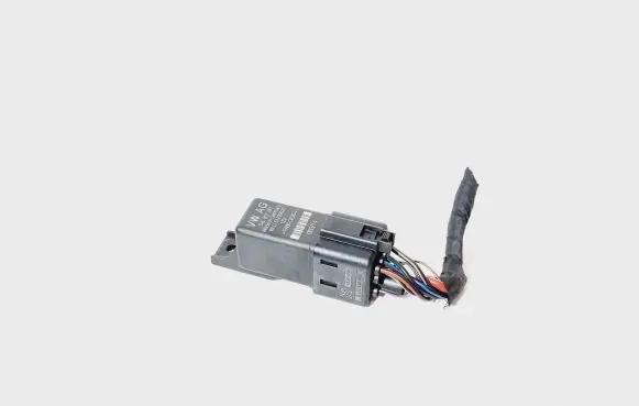 Audi Q3 8U Glow plug pre-heat relay 04L907281 51299026