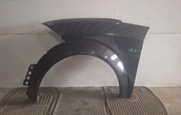 Audi A2 Fender 8Z0821021