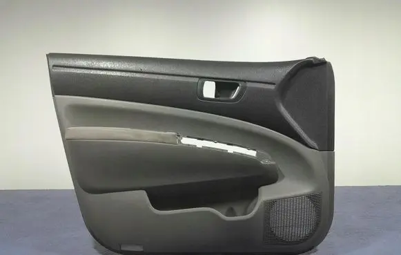 Toyota Prius (NHW20) Door card panel trim set 
