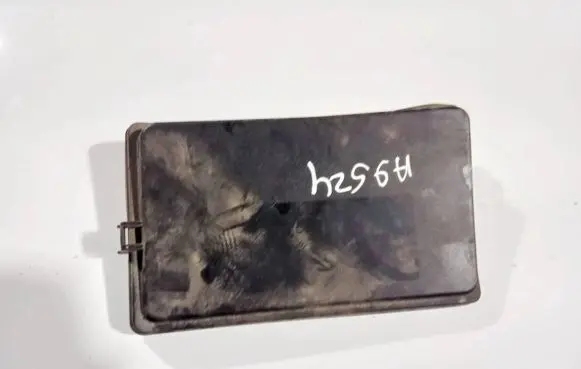 Lexus IS 220D-250-350 Fuse box cover 8266253070 82662-53070