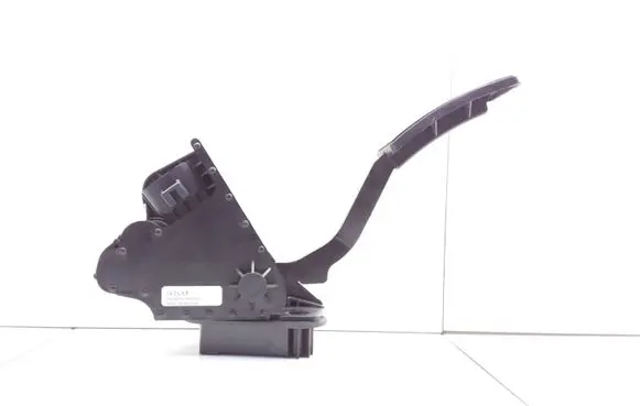 Jaguar S-Type Accelerator throttle pedal XR839F836AB F9G26AN