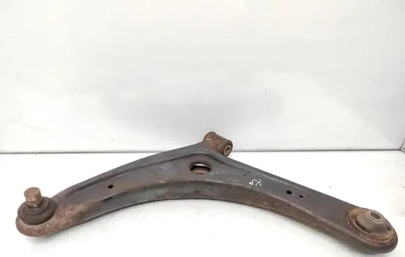 Mitsubishi Outlander Front lower control arm/wishbone