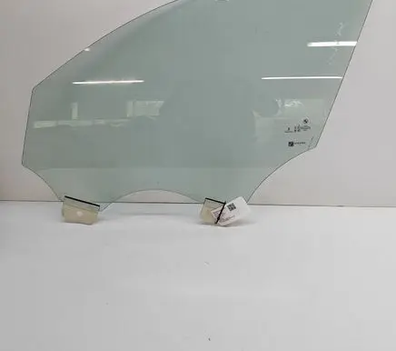 BMW X2 U10 Front door window glass four-door 5A6D9A1