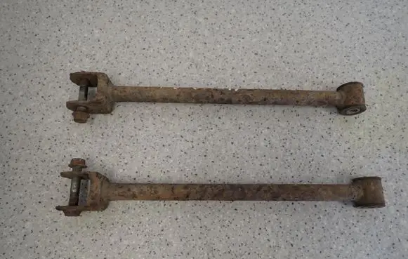 Suzuki Liana Front upper control arm/wishbone 