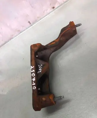 Nissan Juke II F16 EGR valve cooler bracket 208172711r