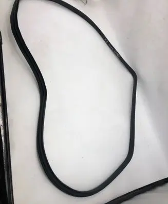 Hyundai Kona II Rear door rubber seal (on body) 
