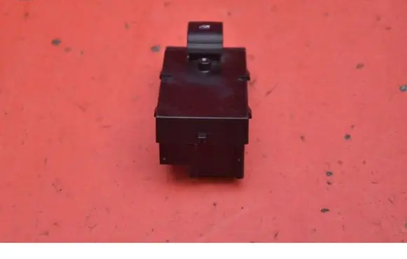Opel Astra J Electric window control switch 13301886
