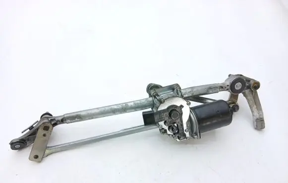 BMW 3 E90 E91 Front wiper linkage and motor 6978263