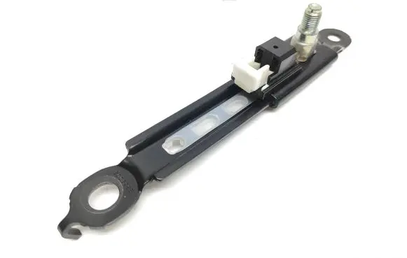 Toyota Land Cruiser (J150) Seat belt adjustment rail E563001 0505