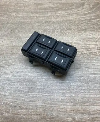 Ford Mondeo Mk III Electric window control switch 3S7T14A132BA