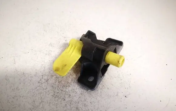 Citroen Berlingo Tailgate opening switch 9682085077