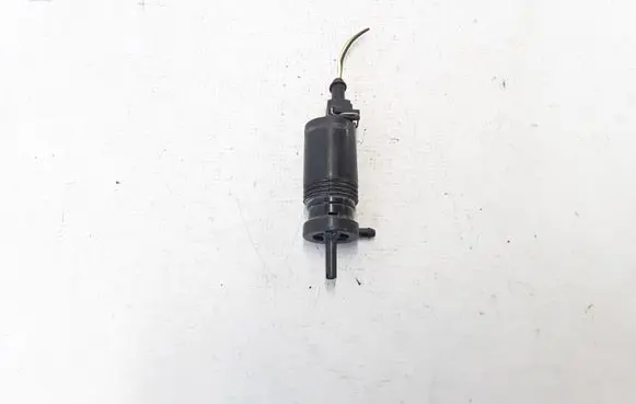 Volvo V70 Headlight washer pump 