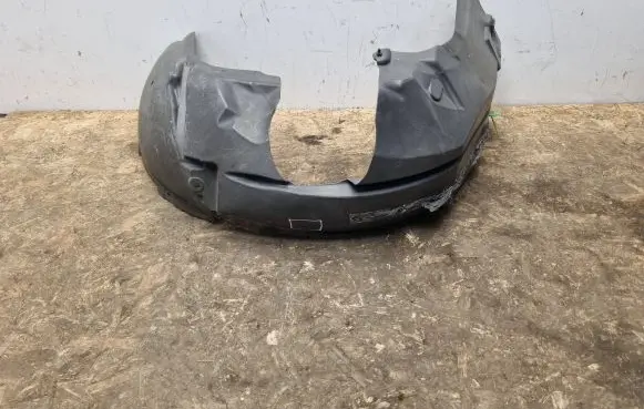 Ford Fiesta Front arch 8A61-16115-AD