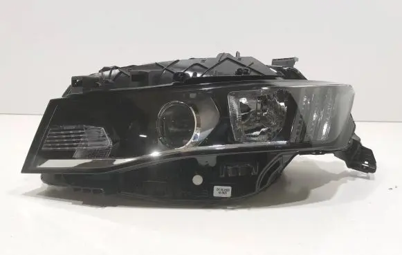 Peugeot 508 II Headlight/headlamp 9813621380