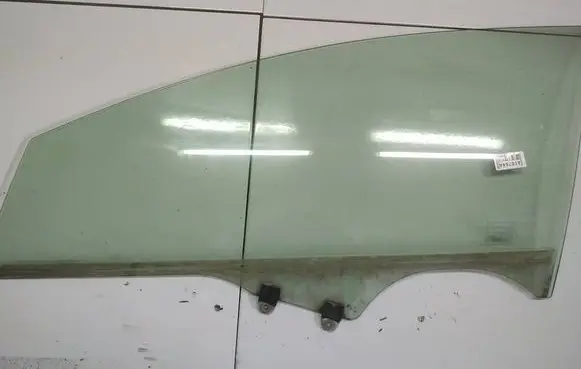 Honda Civic Front door window glass four-door as2
