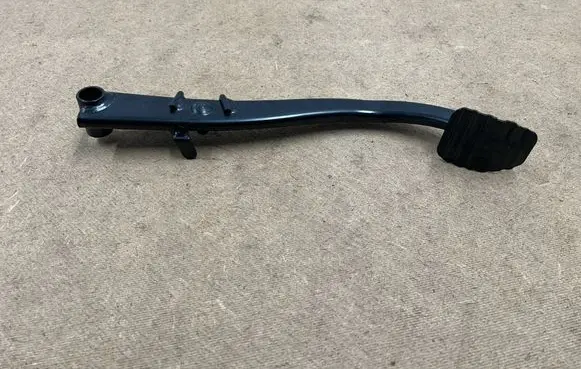 BMW 3 E46 Brake pedal 35205A41067