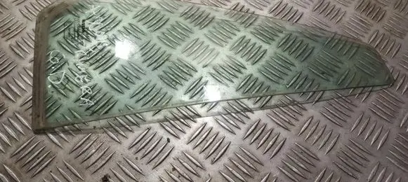 Nissan Primera Rear vent window glass 