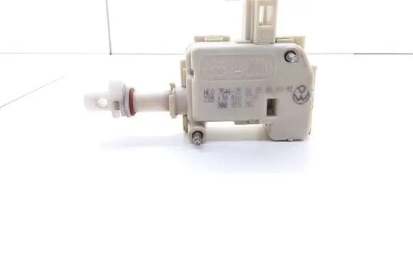 Volkswagen Bora Central locking motor 3B0959782 1J0810773A