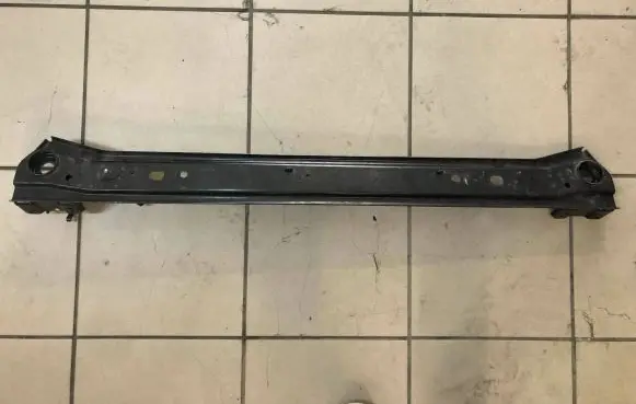 Renault Fluence Radiator mount bracket 625300006R