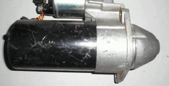 Mercedes-Benz Vito Viano W639 Starter motor 0001108217-II