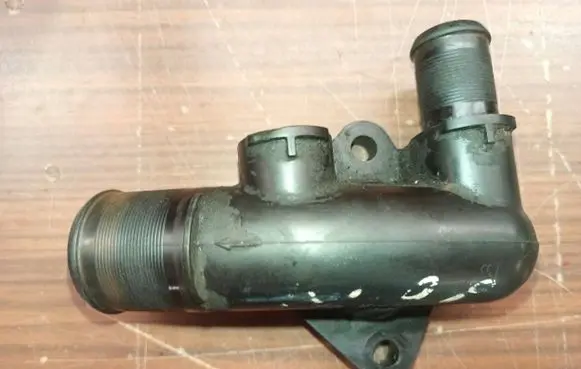 Peugeot 206 Engine coolant pipe/hose
