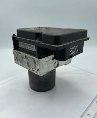 BMW 5 E60 E61 ABS Pump 6767674 6767672
