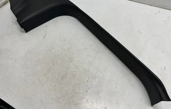 Mercedes-Benz ML W166 Front sill trim cover A1666801735