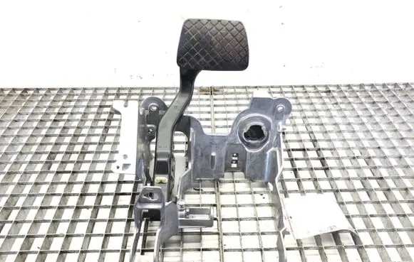 Audi Q5 SQ5 Pedal assembly 8K1721117