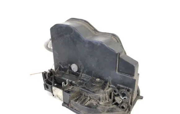 BMW 5 E60 E61 Front door lock 7167071