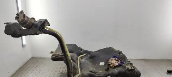 Volkswagen PASSAT B8 Fuel tank 3Q0201021BR 3Q0201055B