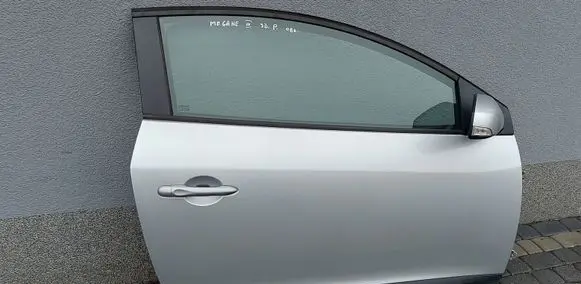 Door (2 Door Coupe)
