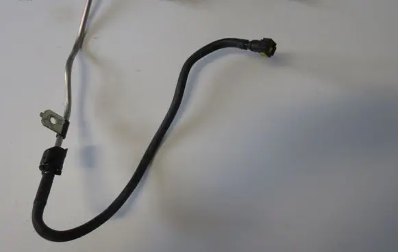 Toyota Auris E180 Fuel main line pipe