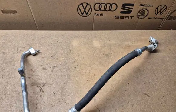 Audi Q3 F3 Air conditioning (A/C) pipe/hose 5WA816743B