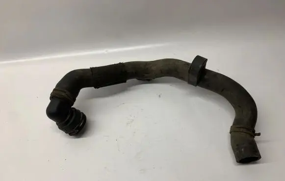 Volkswagen PASSAT B7 Engine coolant pipe/hose 1K0122291
