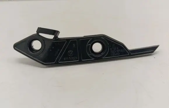 BMW 2 F44 Front bumper mounting bracket 7475274