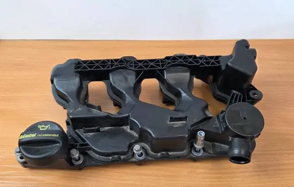Ford Focus Rocker cam cover 9827624180 P1001873A02 191008B34