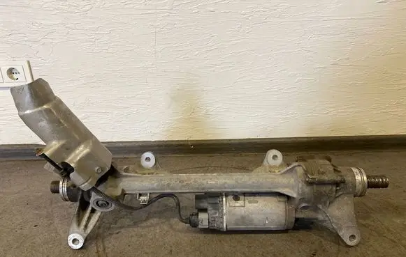 BMW 5 G30 G31 G38 Steering rack 6890562